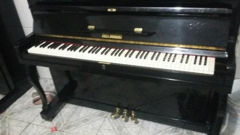 Piano fritz mod 126 preto