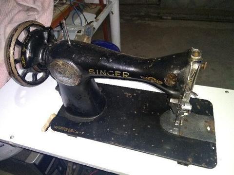 Máquina de costura Singer - 1949
