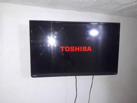 TV 32 Polegadas Toshiba Full HD