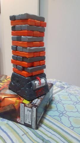 Jogo Jenga Quake - Hasbro