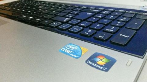 Notebook Core-i3-380M, da Samsung, 4GB/320HD, Tela 15.6
