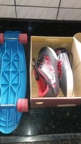 Tênis com skate hot wells usado ótimo estado