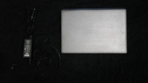 Notebook Positivo Premium Xr9430 Core I7, 8gb Ram, Hd 1tb com fonte original bivolt