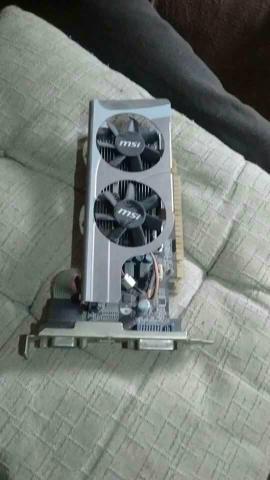 Placa de video MSI V230 1 giga jogar na internet