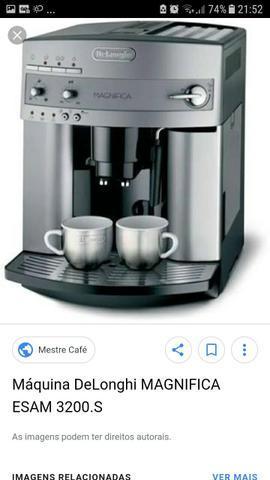 Máquina de café expresso De Longhi Magnifica