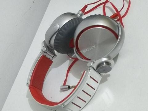 Vende-se fone