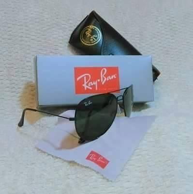 Óculos de sol Aviador preto e lentes de vidro fume com proteção UVa e UVb