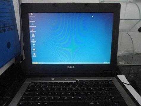 Notebook Dell Latitude 120L 15 polegadas Intel Celeron 1.5GHz Mem 1.5GB HD-40GB