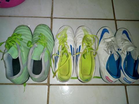 Chuteiras Adidas, Umbro e Nike