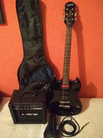 Guitarra Epiphone SG + Amplificador Borne