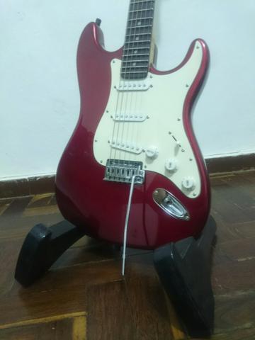 Guitarra stratocaster Eagle modificada