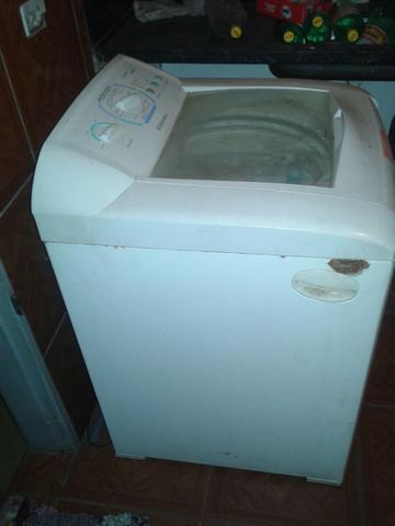 Máquina de lavar roupa 12kg