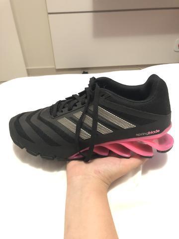 Tênis Adidas spring blade