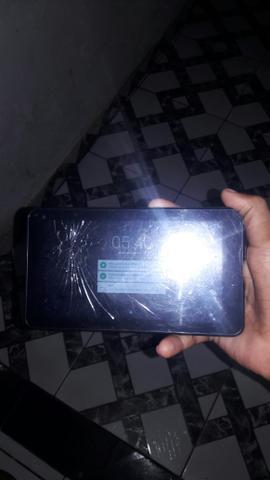 Vendo tablet para conserto ou retirada de peças