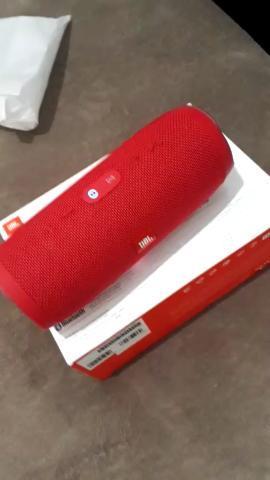 Caixa de som JBL R$500