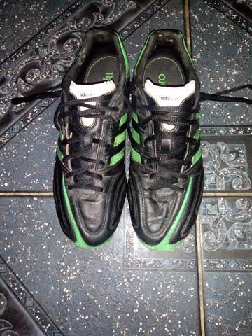 Chuteira Adidas Adipure