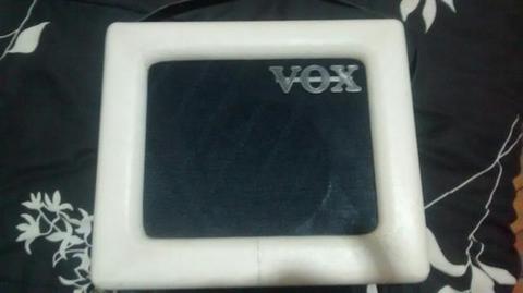 Amplificador Vox 3 e Ibanez JS 100