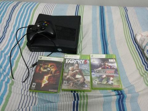 Xbox 360 Slim + Jogos