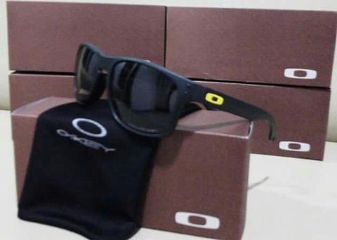 Óculos de sol Oakley holbrook polarizado anti reflexo