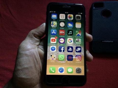 IPhone 7 black 128gb iOS 12.0