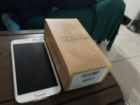 Samsung Galaxy S5 branco SM G900M quebrado