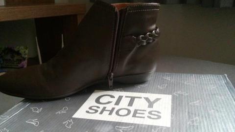 Bota city shoes nova - tamanho 36
