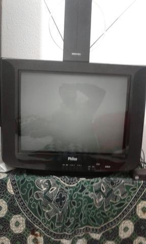 Tv semi nova