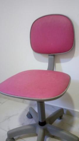 Linda cadeira rosa