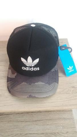 Boné Adidas