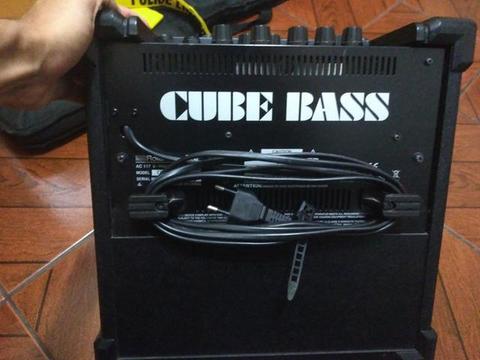 Amplificador de Baixo CUBE 20XL BASS