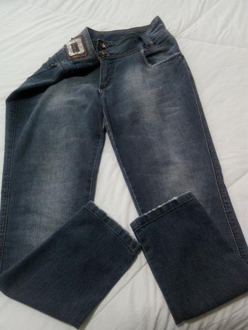 Calça jeans**