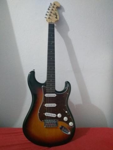 Guitarra Memphis com capa