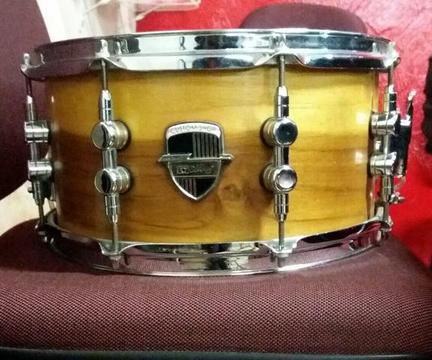 Caixa odery custom 13x7