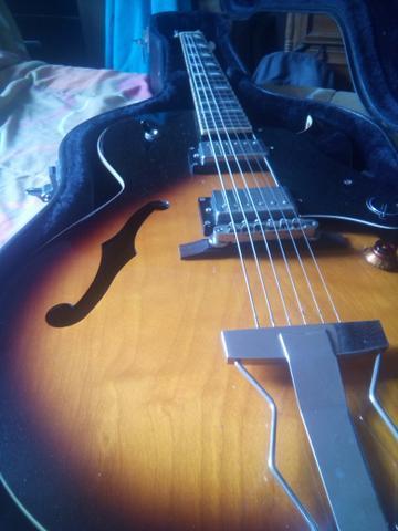 Guitarra Epiphone Es 175 (Nova)