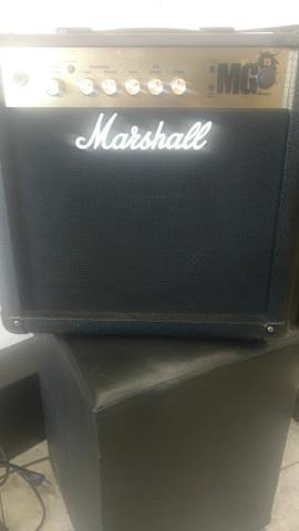 Cubo guitarra Marshall mg 15
