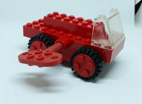 Carro com Chave de Corda - Lego