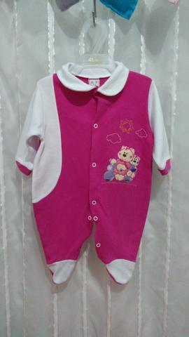 Roupas bebê 0-6 menina Lote: 2 macacões + 1 conjunto de blusa e calça(RN)