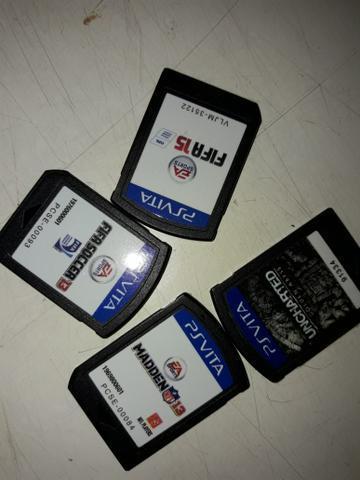 V/ 4 jogos do ps vita ler