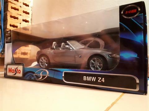 Miniatura em ferro: BMW Z4(Escala: 1:18)