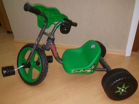 Triciclo hulk