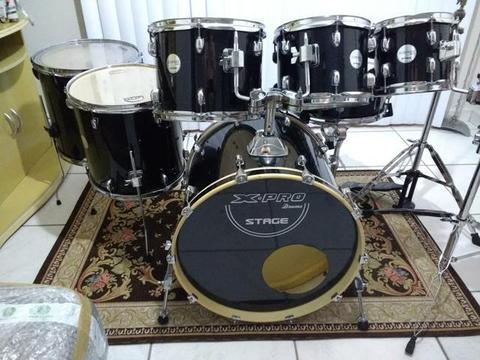 Bateria X-pro Stage nova com 3 tons extras