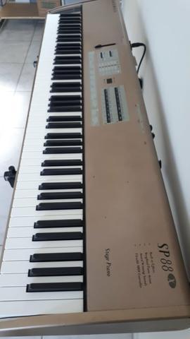 Vendo Teclado/ Piano Kurzweil sp88