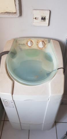Vende - se maquina de lavar muller automatica 6 programas