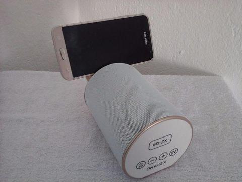 Caixa De Som Bluetooth Speaker Com Suporte Xz-q9