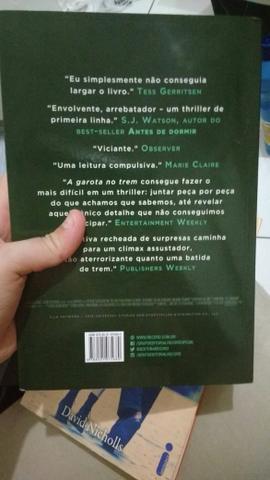 Vendo livros semi-novos diversos