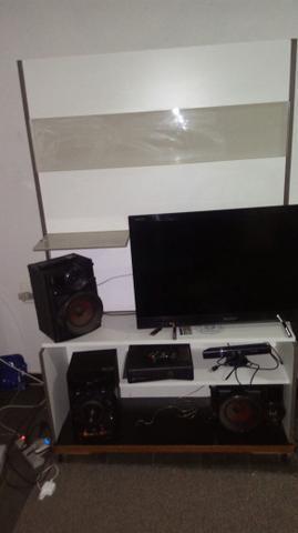 Painel de tv** rack.e rodinha