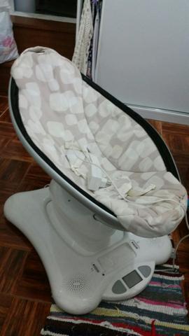 Cadeirinha de balanço 4 moms MamaRoo