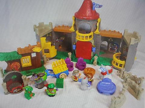 Castelo Little People Fisher Price completo