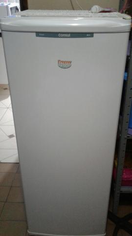 Freezer consul vertical 121 litro