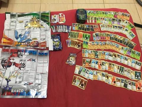 183 Cartas de Pokemon + Latinha + Arena - TCL - Card